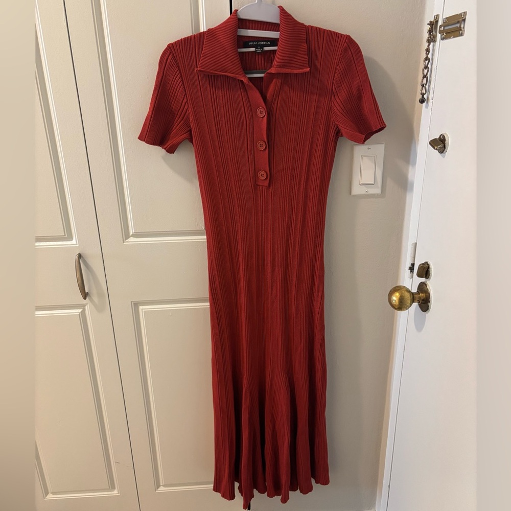 BF PRICE DROP -> Julia Jordan Red Midi Sweater Dress - worn once, like new